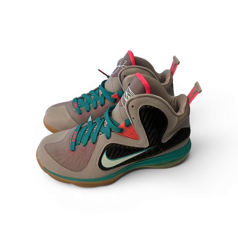 Nike LeBron 9 South Beach sz6.5 Basketball Shoes in Gray with Teal & Pink Accent